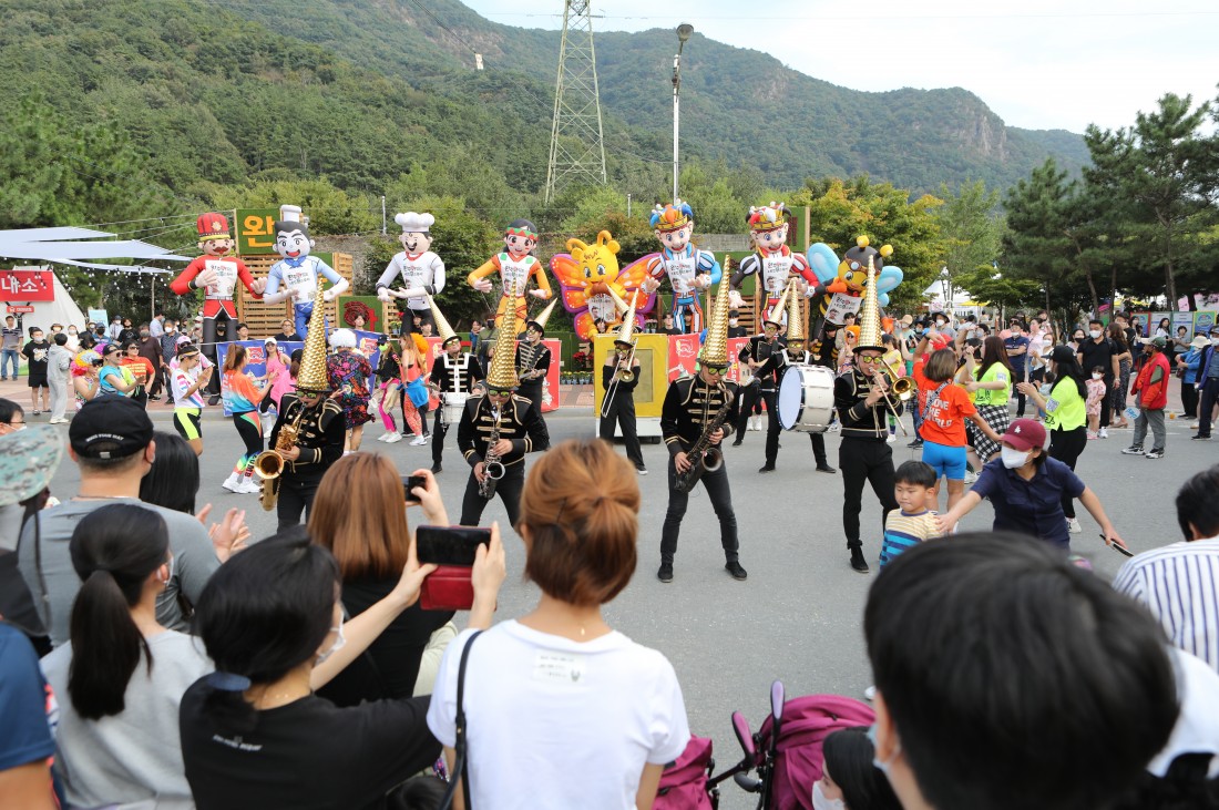 2022 와푸 IN 퍼레이드